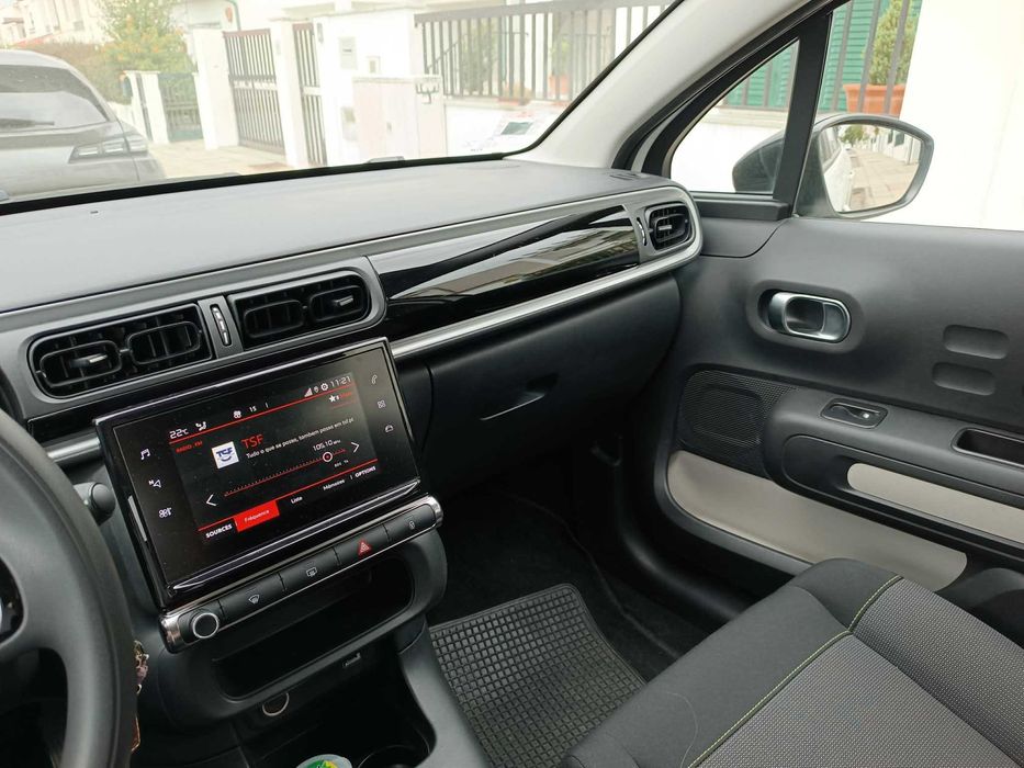 Citroën C3 1.2 PureTech matriculado em agosto de 2020, atualmente com 48.646 km.