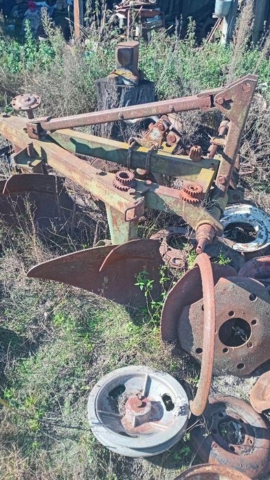 Продаю плуг 2 по30