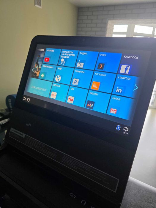 Еліптичний тренажер Technogym Vario Artis Unity 3.0