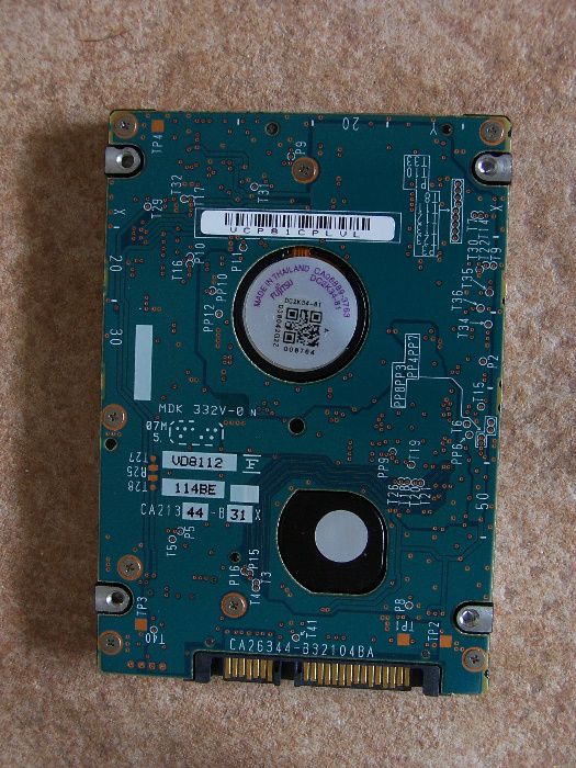 Disco rígido 2.5" 200GB Fujitsu MHY2200BH para portátil SATA HDD