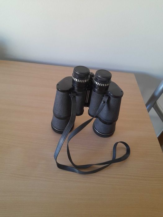 Binóculos Regente 10x50, Visual 5.3, com estojo de couro