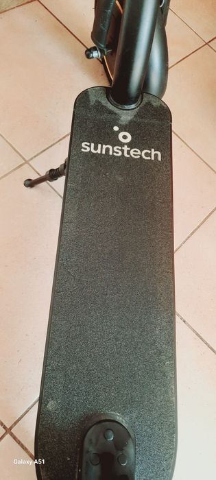 Єлектросамокат Sunstech