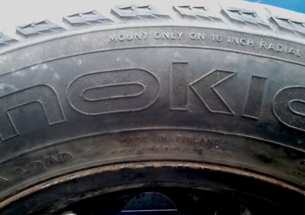 Шины Nokian Hakkapeliitta RSi зима диски 16 Мерседес