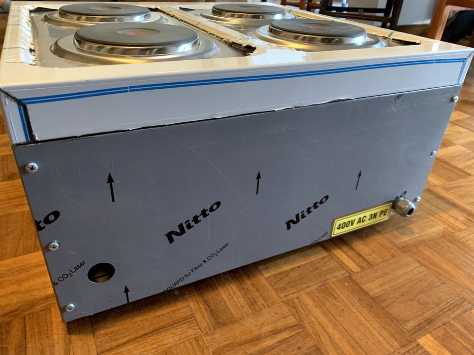 Fogão eléctrico trifásico de 4 placas