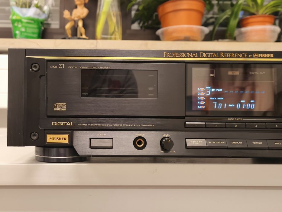Hi-End CD програвач Fisher DAC-Z1 ! Вага 9,5 кг ! ЦАП 2 х PCM58 ! Ідеальний стан !