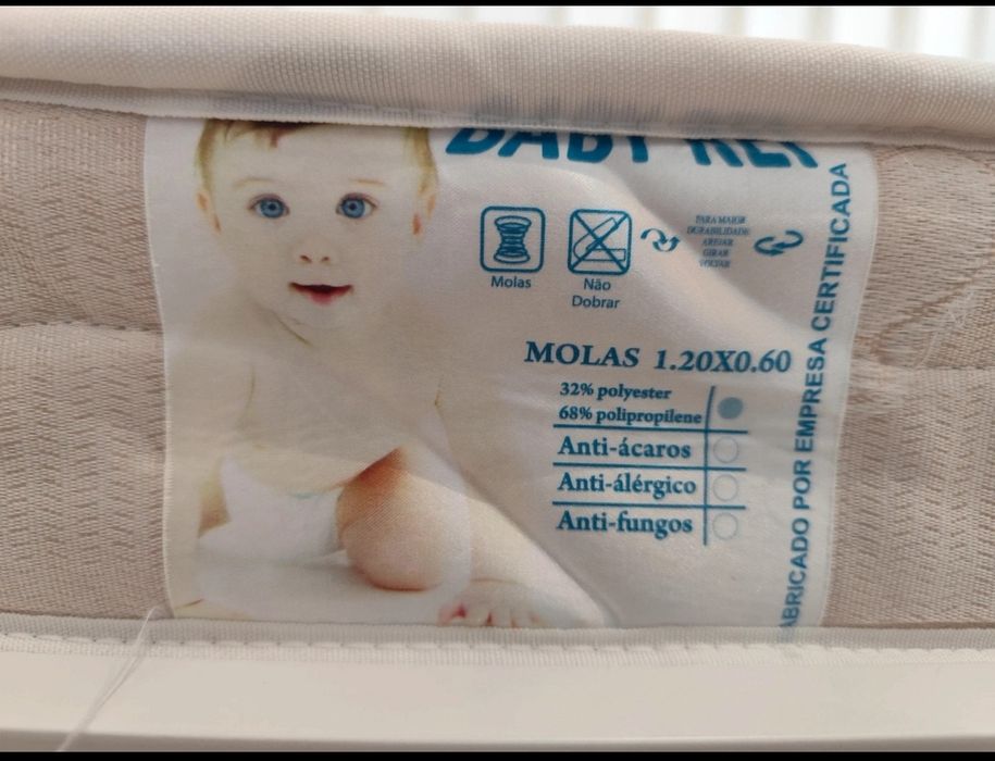 Berço de bebé em muito bom estado