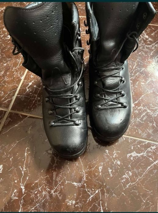 Військове взуття