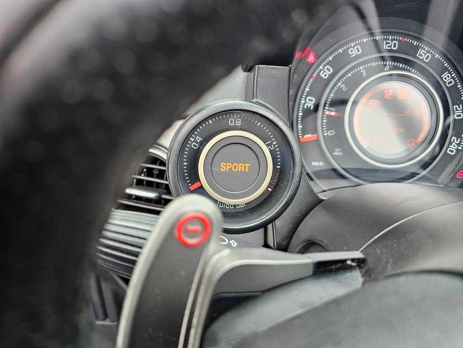 Abarth 500 Cabrio 1.4tjet 140Cv Cx/Auto 05/2012