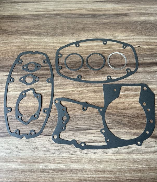 NOWE POLSKIE uszczelki silnika CZ 175 TYP 477 TYP 478 KRYNGIELIT