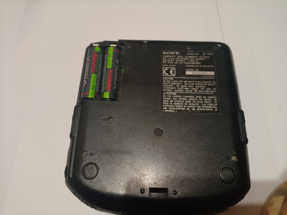 CD плеер Sony.  .