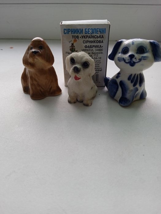 Статуетки фарфорові