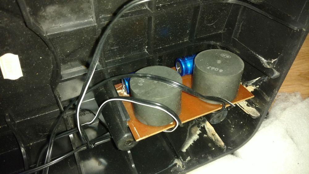 Колонка Sony, сабвуфер Samsung