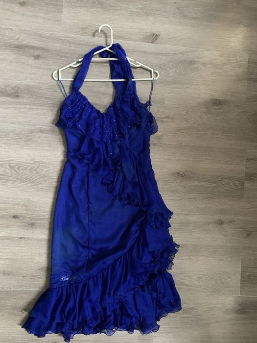 Безкоштовно 2 сукні