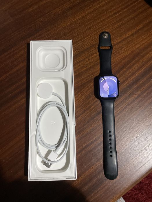 Apple watch series 8 GPS + CEL 45mm