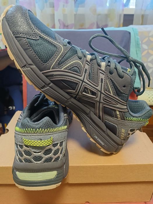 Красовки Asics мужские.