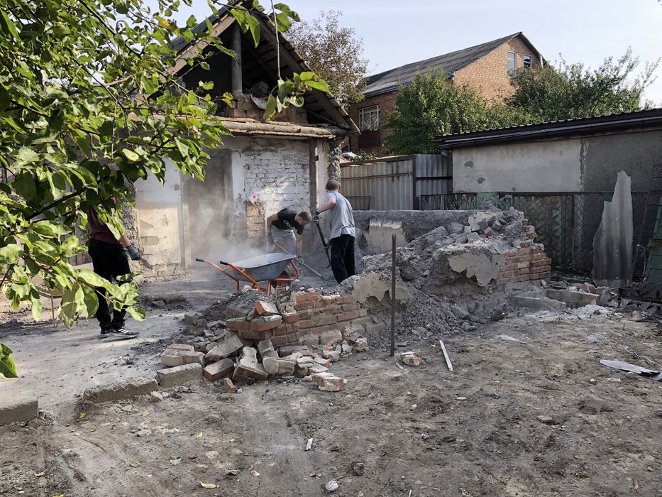 Демонтаж приміщень ,стяжки , штукатурки , різних конструкцій!