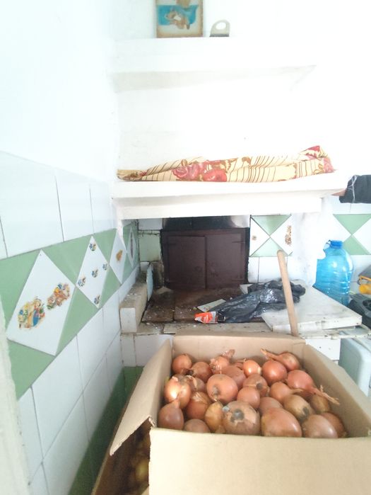 Продаж цегляного будинку Клевань