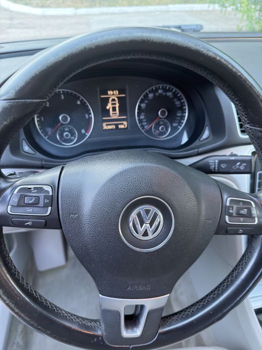 Volkswagen Passat b7 2011г 2л tdi