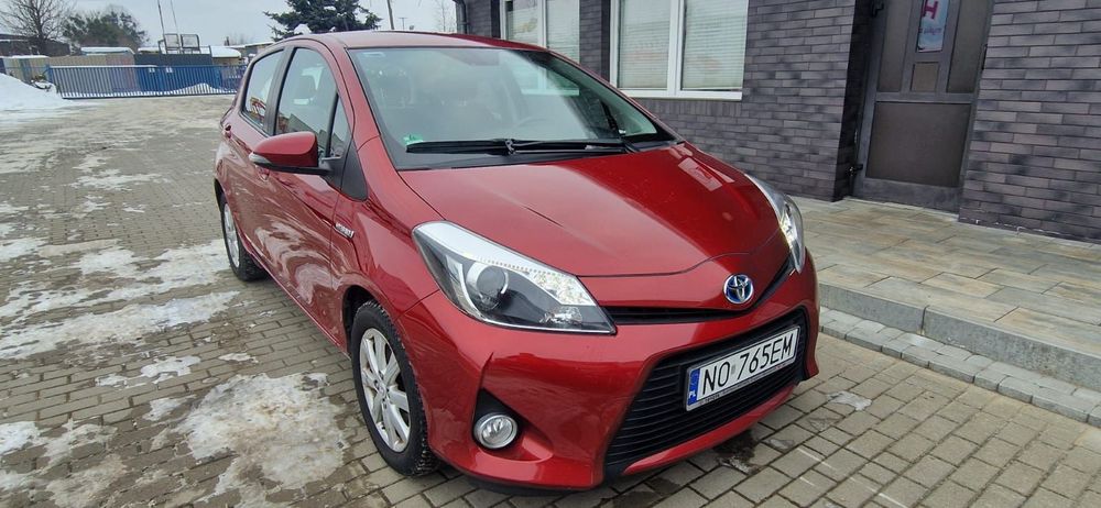 Toyota Yaris Hybryda nawigacja kamera Gwarancja Przebiegu