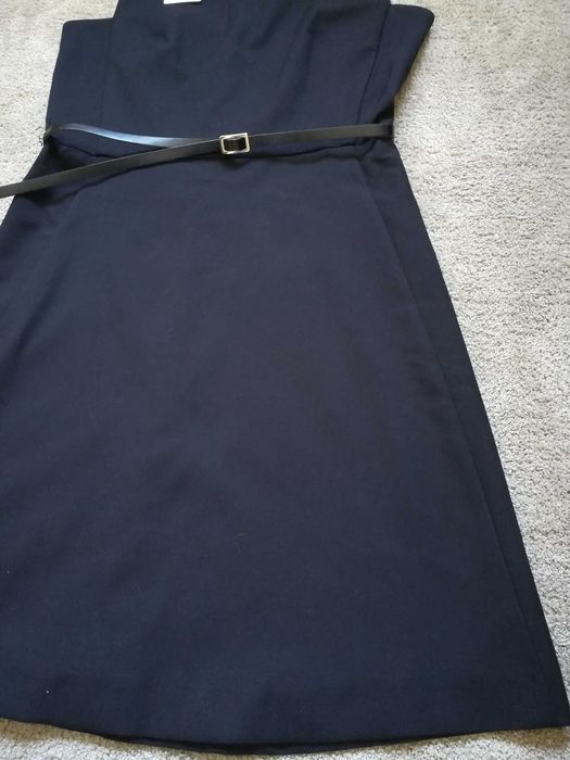 Vestido novo, estilo executivo, Mango, cor preta, tamanho S