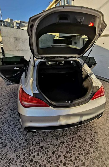 MERCEDES CLA 200 - Nacional.