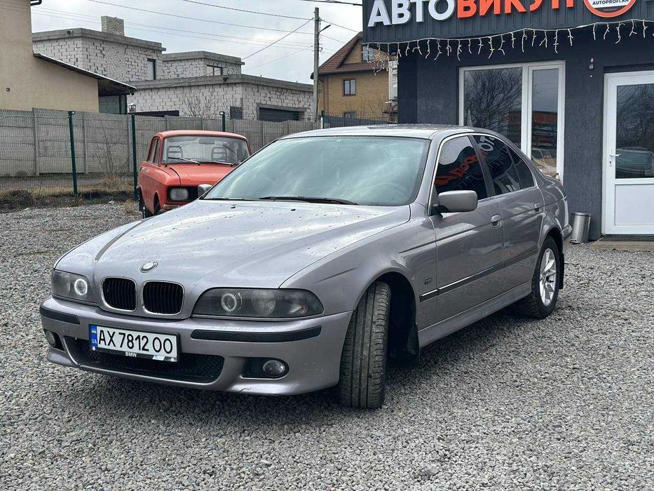 BMW 523 2.5 газ/бензин Автомат