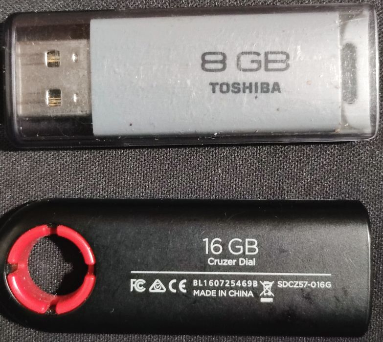 Pendrives e SD Cards 4GB a 64GB