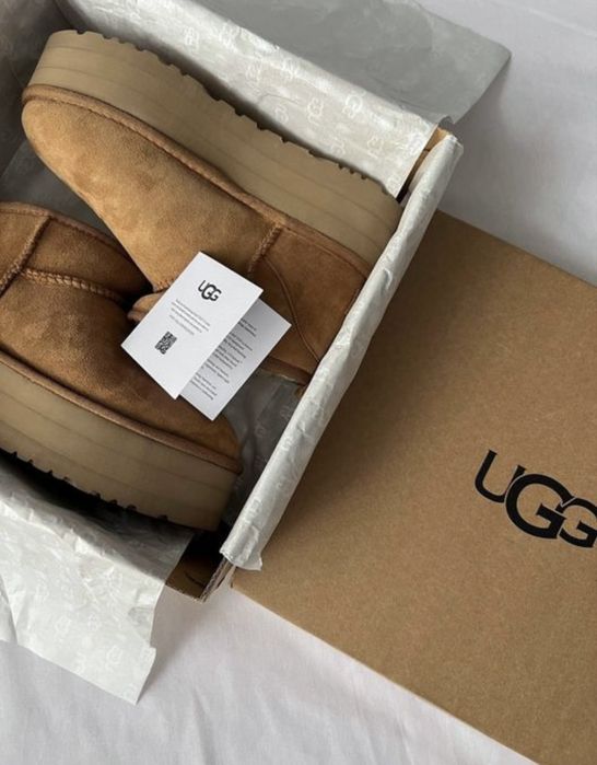 UGG  міні на платформі угги 38 розмір