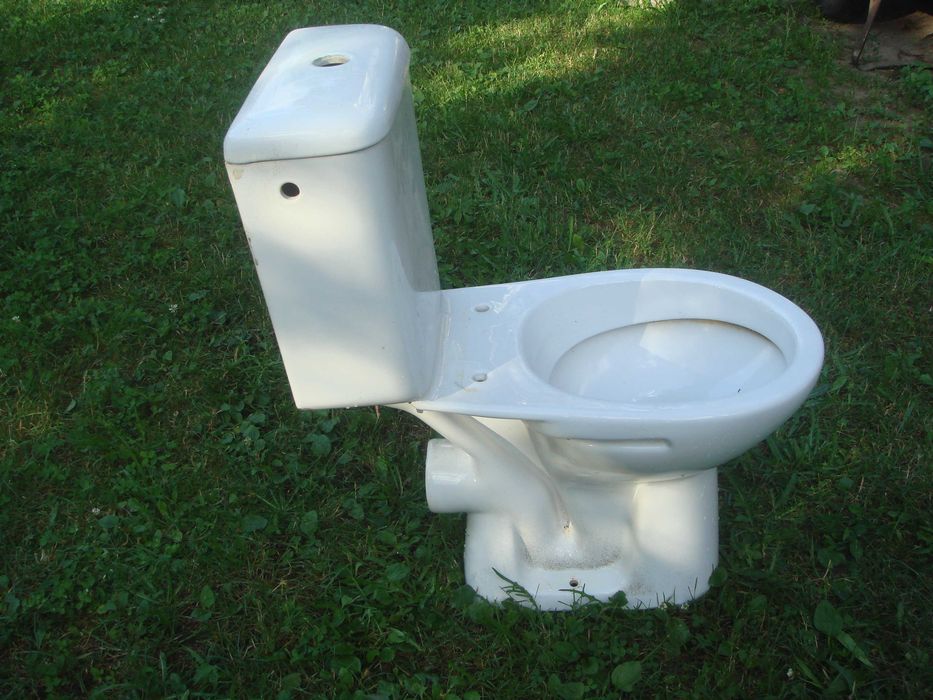 Zestaw ceramiczny WC