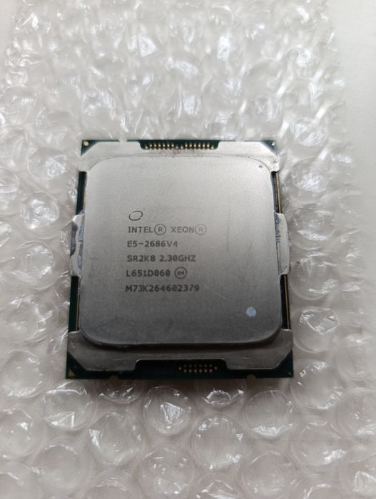 Процесор Intel Xeon E5-2695V4. LGA2011. - 18Ядер 36  потоків