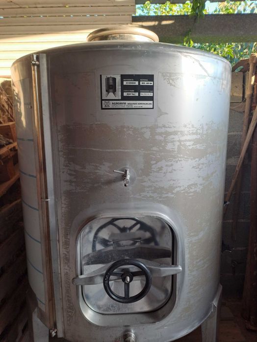 deposito de inox 800L - Ourém - urgente