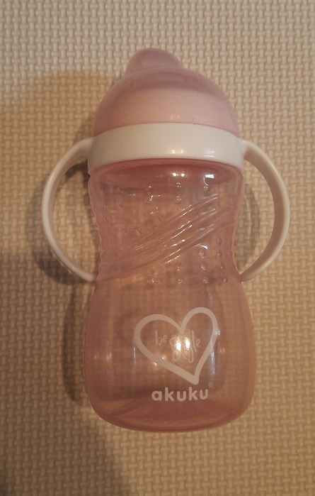 AKUKU Kubek z miękkim ustnikiem BE STYLE RÓŻOWY 280ml