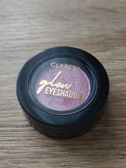 Claresa Glow Eyeshadow - 02 ice cream perłowy cień do powiek