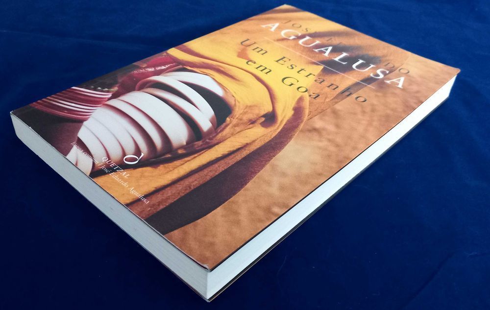 Livro Um Estranho em Goa de José Eduardo Agualusa [Portes Grátis]