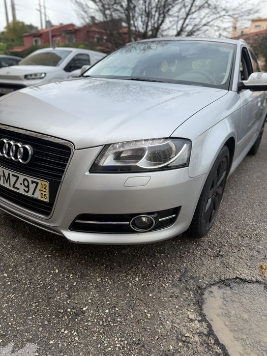 Audi A3 1.6 TDI 105 cv NACIONAL