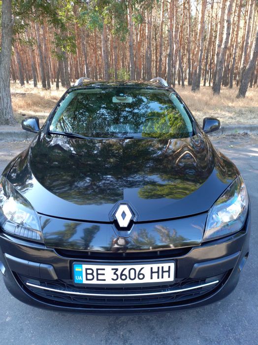 Продаю Рено меган 3