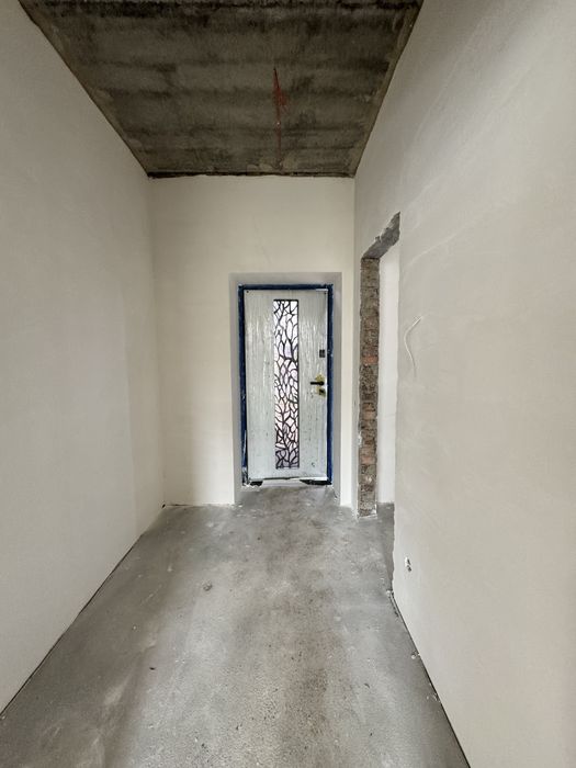 Продаж будинку в чудовій локаціі