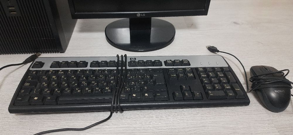 Стаціонарний комп'ютер LG,HP