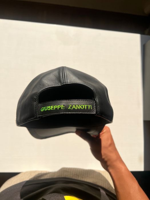 Chápeu Giuseppe Zanotti