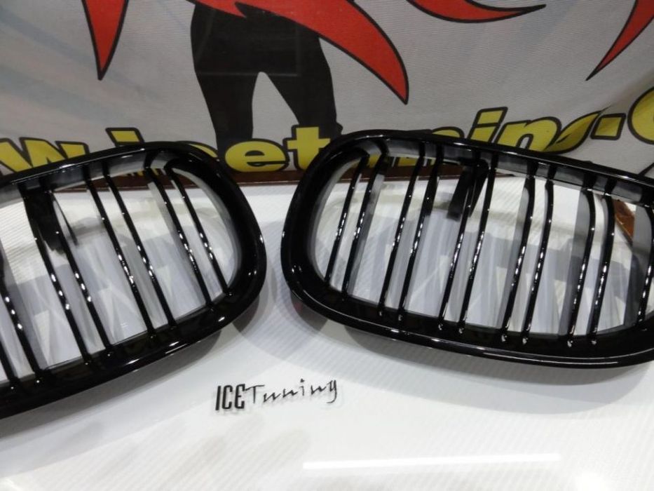 Grelha frontal BMW E60 2003-2010 M5 look / dupla lamina em preto piano brilhante