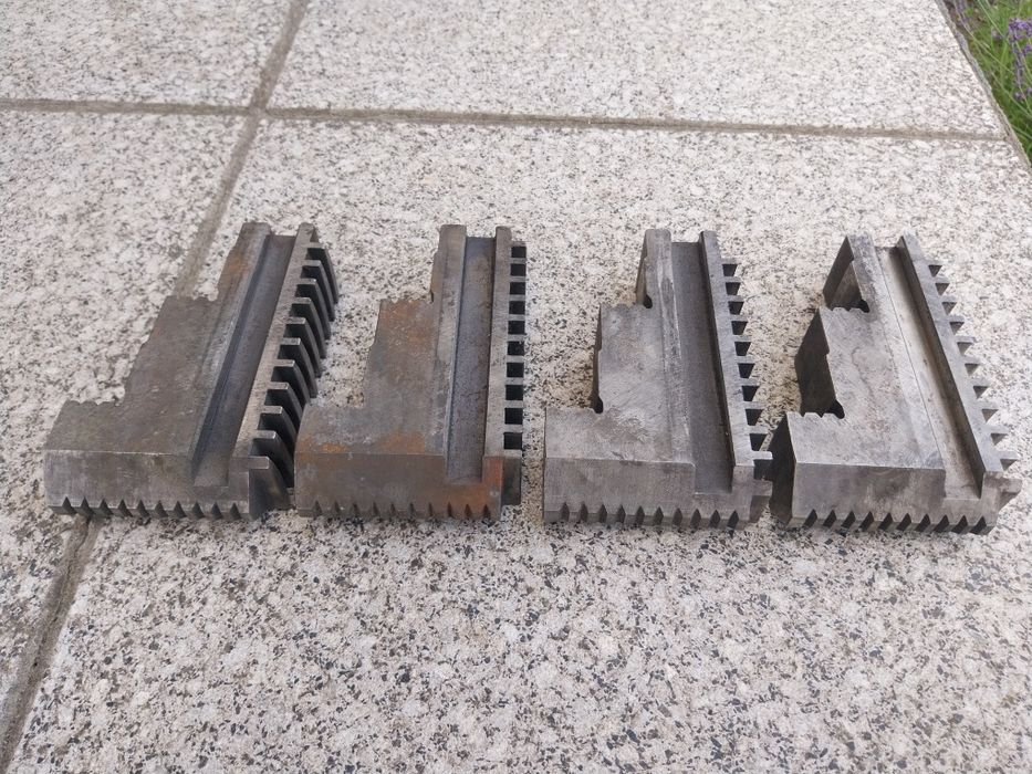 Szczęki wewnętrzne do uchwytu tokarskiego 4-szczękowego 315 BISON