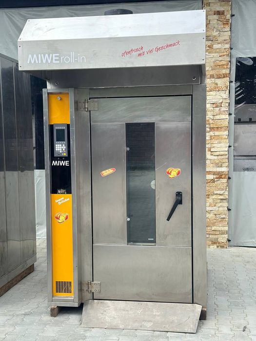 Професійна ротаційна піч MIWE roll-in e+ для пекарні та кондитерської