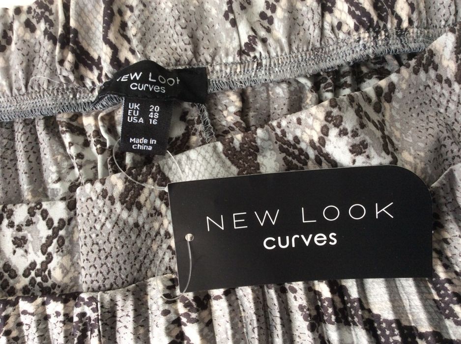 Юбка гофре New Look p. XL, snake print