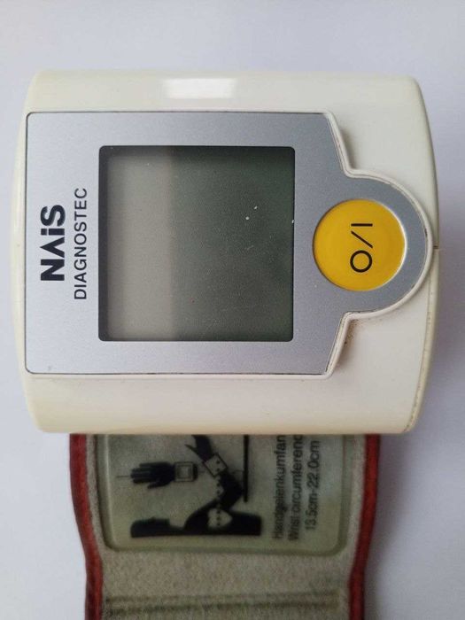 Електронний тонометр моделі бренду NAiS Diagnostec EW3000