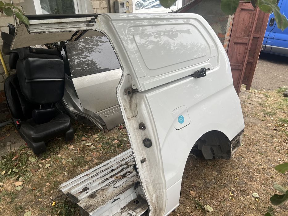 Задняя четверть крыло hyundai h1 год 11