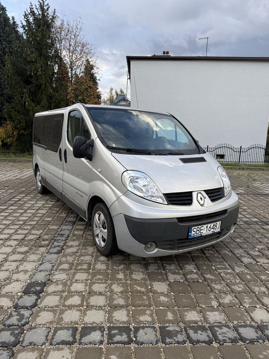 Renault Trafic 2008 2.0 diesel wersja long 9os