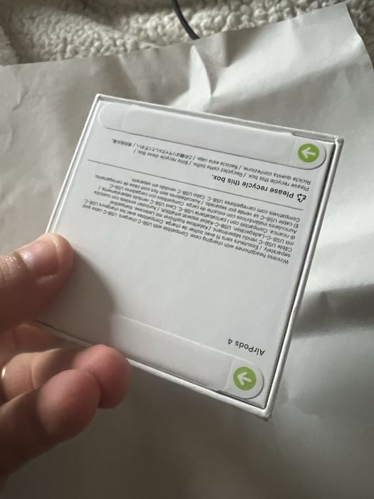 Vendo Airpods 4 NOVO