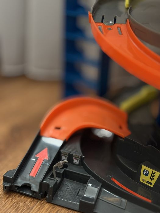 Hot wheels Mega Garage