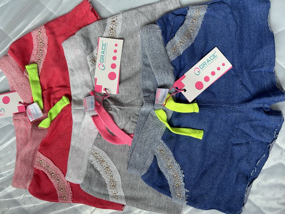 Шорти трикотажні для дівчаток.