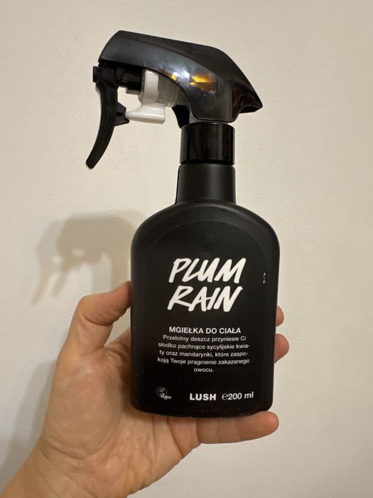 Lush Plum Rain spray do ciała